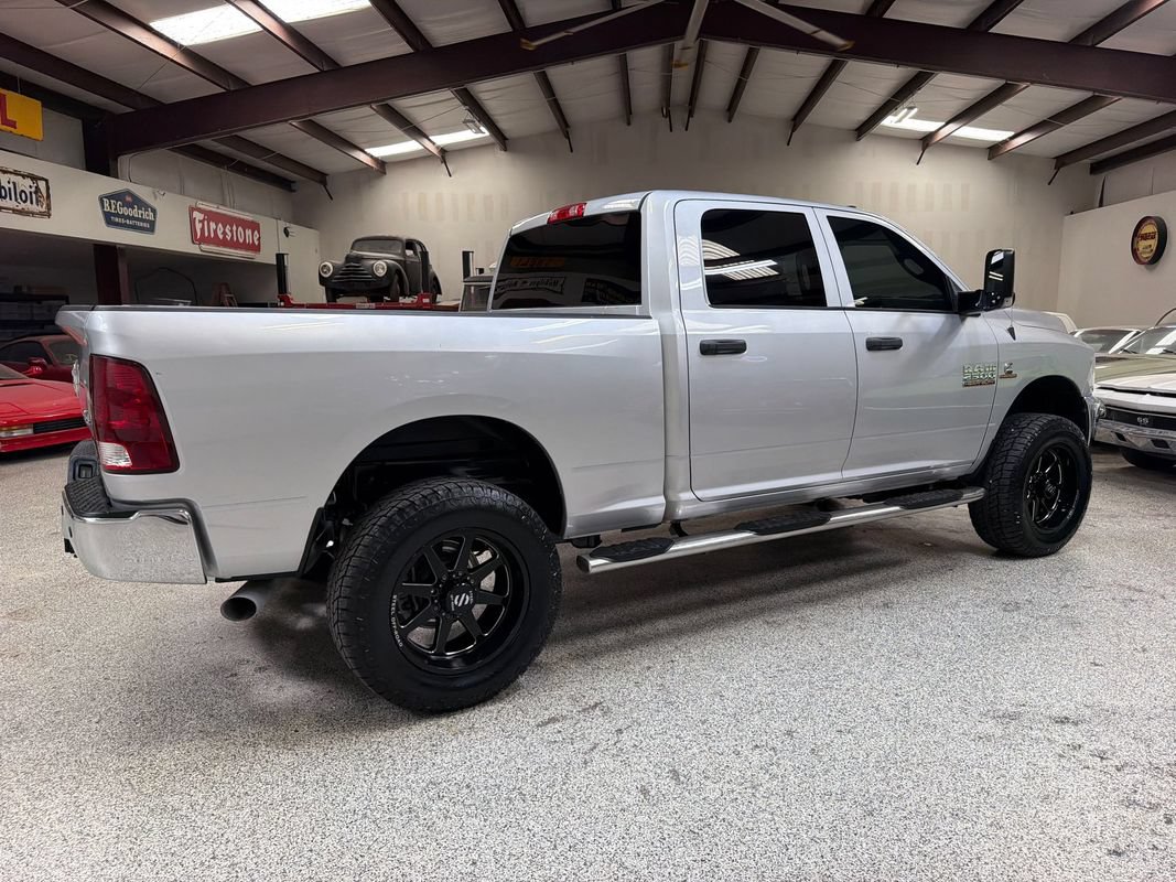 Used 2016 RAM 2500 Tradesman w/ Chrome Appearance Group AWD/4WD image 8