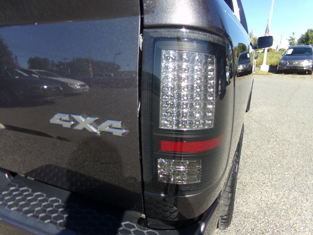 Used 2019 RAM 1500 Express w/ Express Value Package image 15