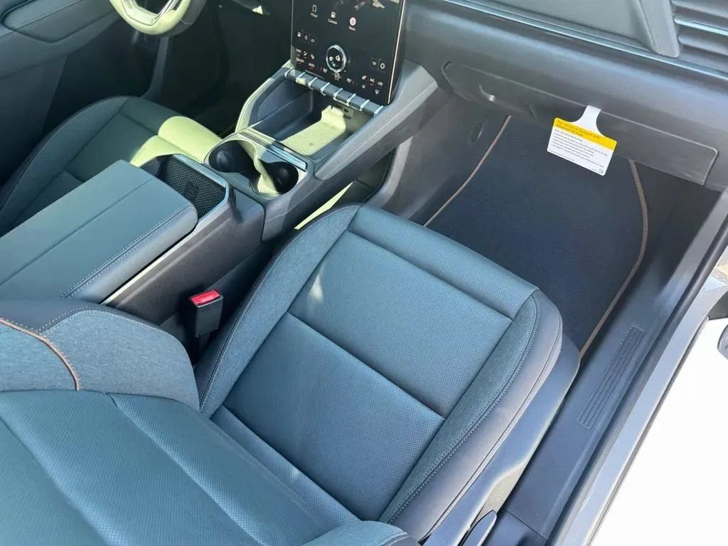 New 2026 GMC Terrain AT4 AWD/4WD image 14