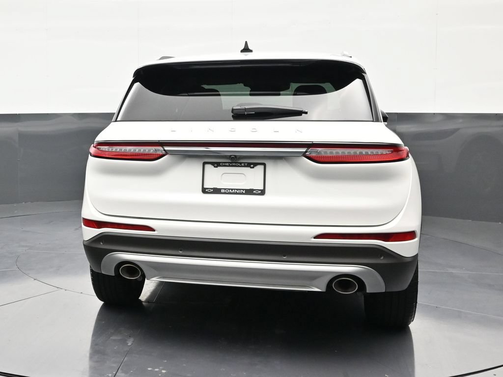 Used 2026 Lincoln Corsair Premiere FWD image 4