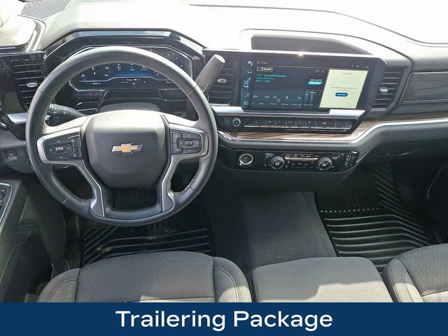 Used 2023 Chevrolet Silverado 1500 LT AWD/4WD image 3