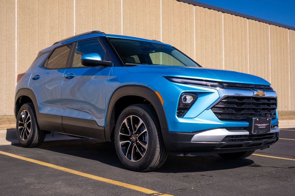 New 2026 Chevrolet TrailBlazer LT w/ Convenience Package image 2