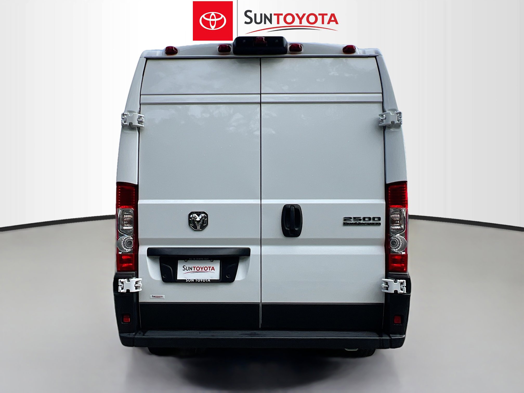 Used 2025 RAM ProMaster 2500 w/ Convenience Group image 5