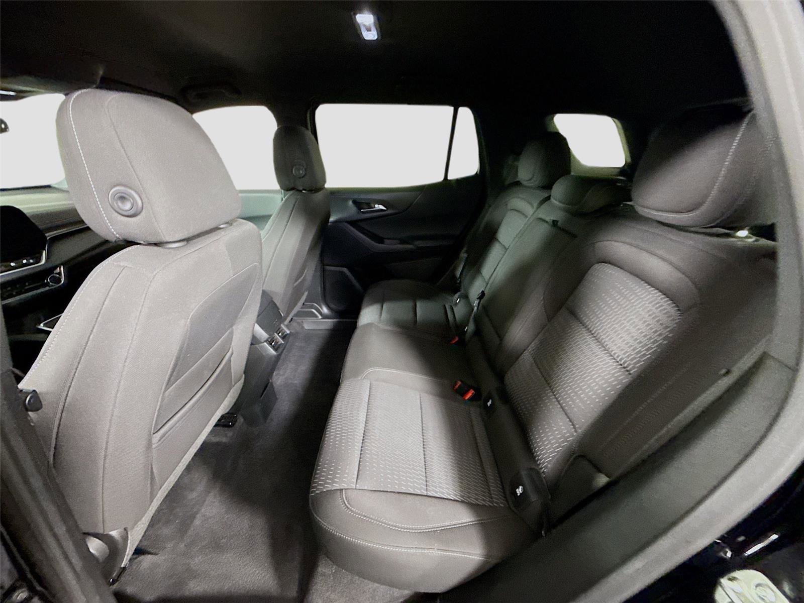 Used 2025 Chevrolet Equinox LT image 17