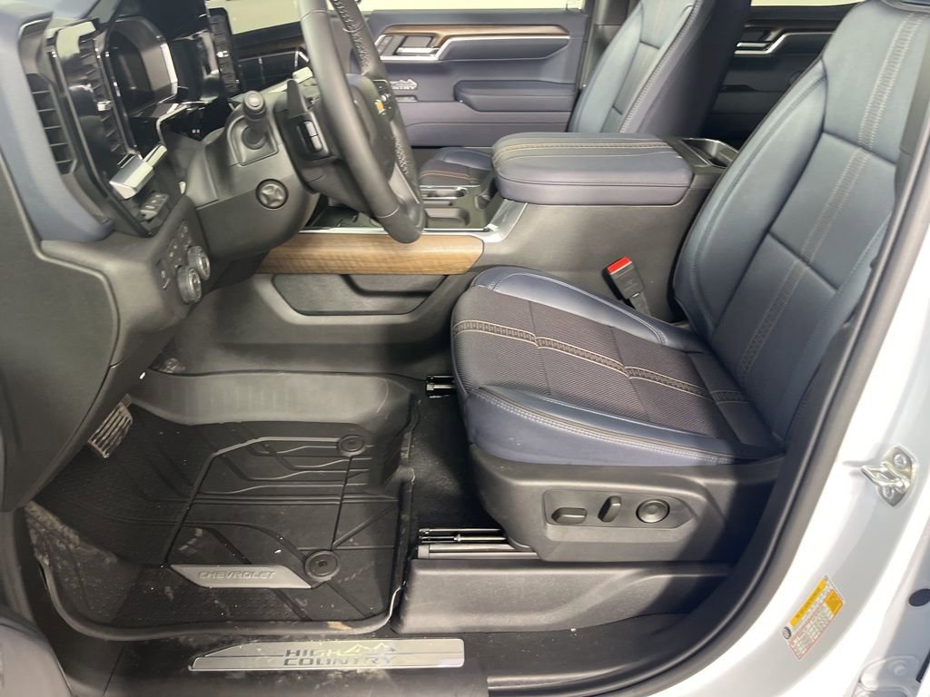 New 2026 Chevrolet Silverado 1500 High Country image 16