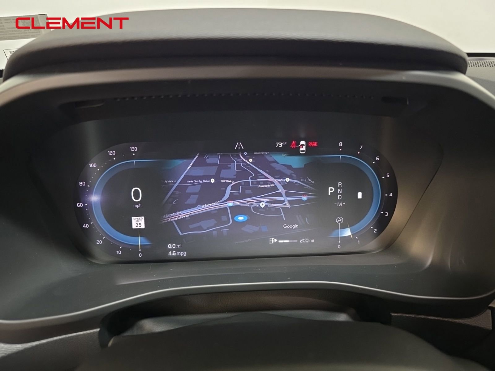 Used 2023 Volvo XC40 B5 Ultimate image 16