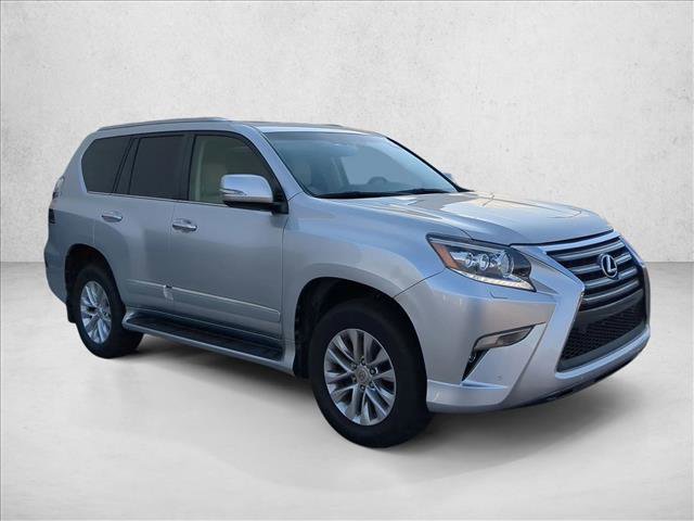 Used 2016 Lexus GX 460 w/ Premium Package image 3