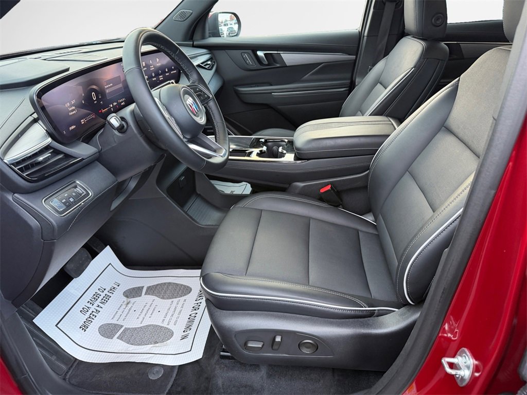 Certified 2025 Buick Enclave Preferred image 12