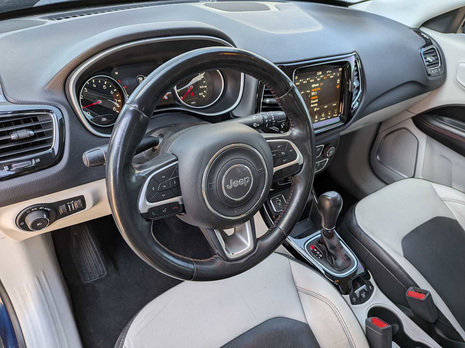 Used 2018 Jeep Compass Limited w/ Navigation Group FWD image 14