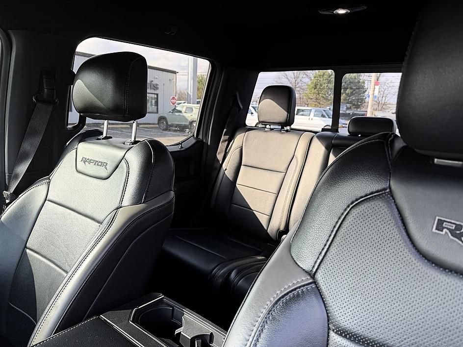 Used 2017 Ford F150 Raptor w/ Equipment Group 802A Luxury image 15