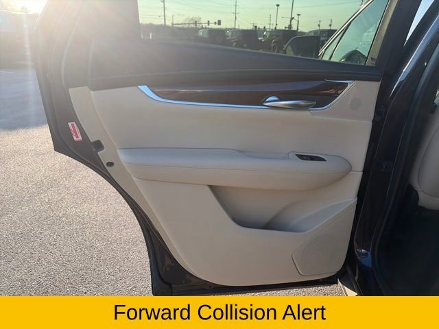 Used 2018 Cadillac XT5 Luxury w/ Driver Awareness Package image 28