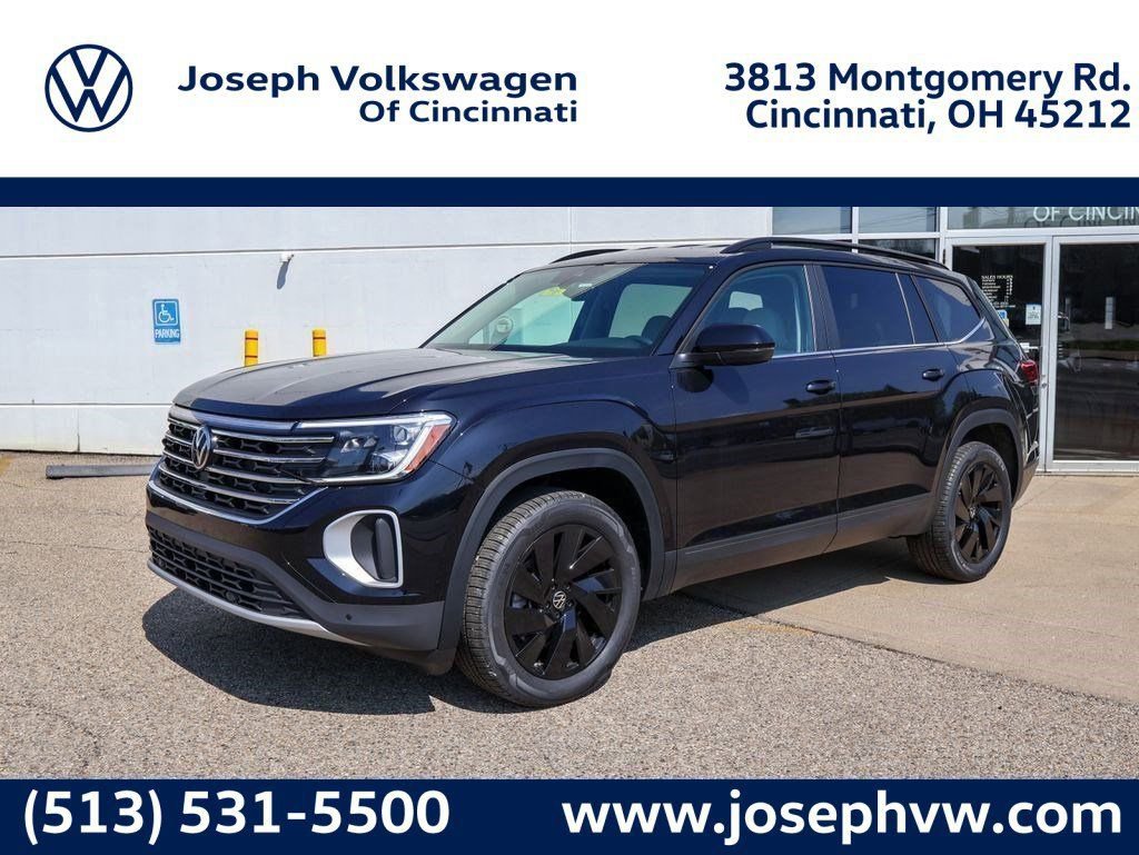 New 2026 Volkswagen Atlas SE image 1