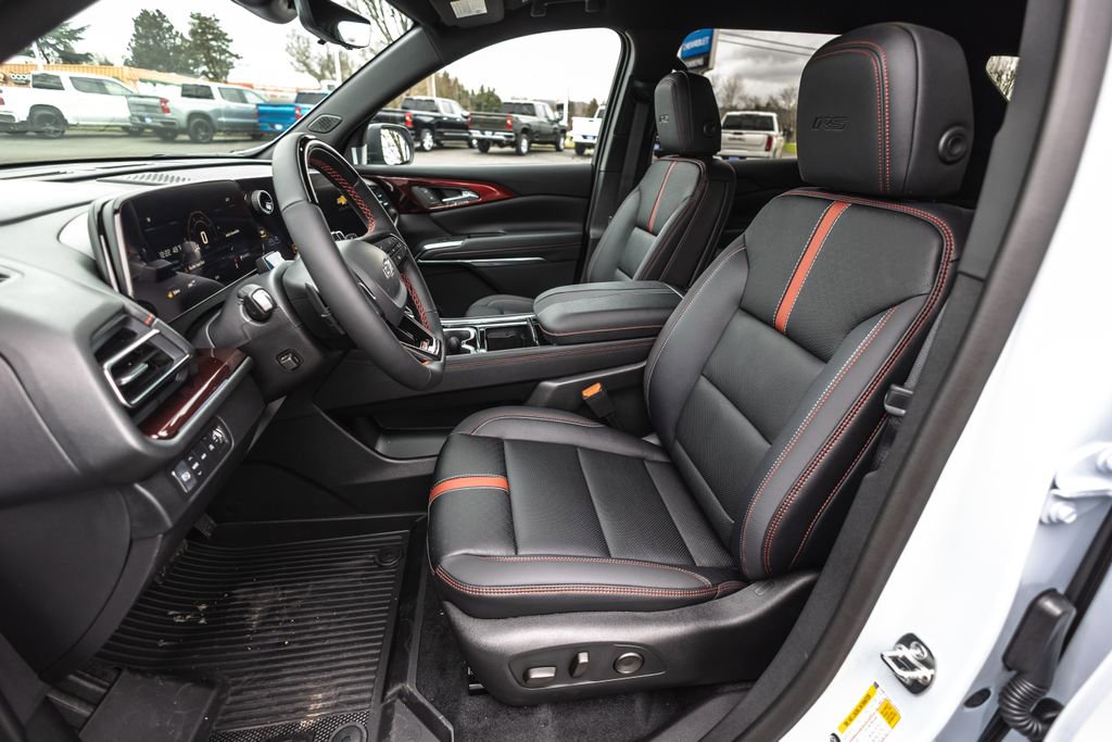 New 2026 Chevrolet Traverse RS w/ LPO, Floor Liner Package image 19