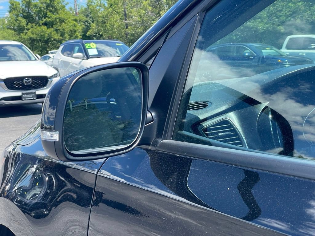 Used 2020 Kia Sedona LX FWD image 30