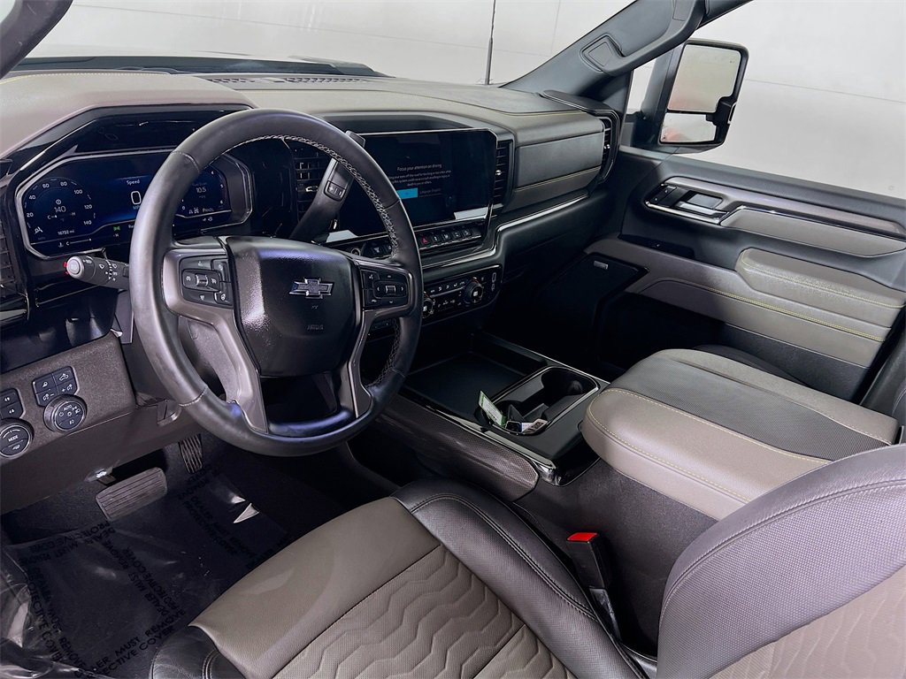Used 2024 Chevrolet Silverado 2500 ZR2 w/ LPO, Dark Essentials Package image 10