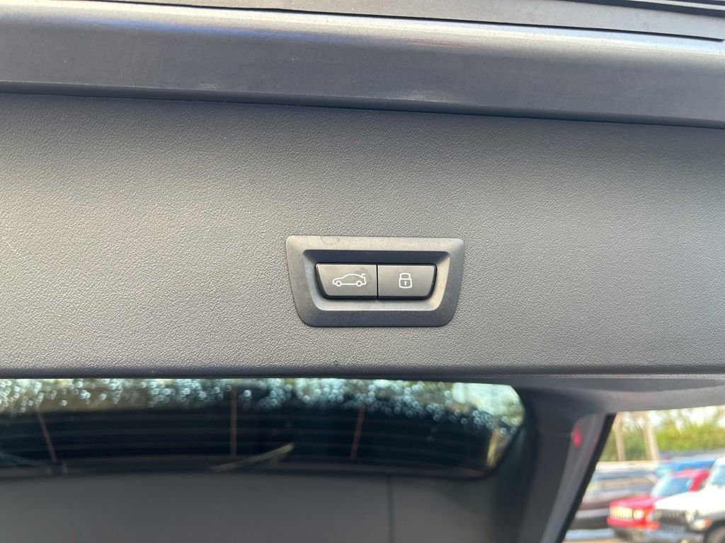 Used 2025 BMW X3 xDrive30i image 32