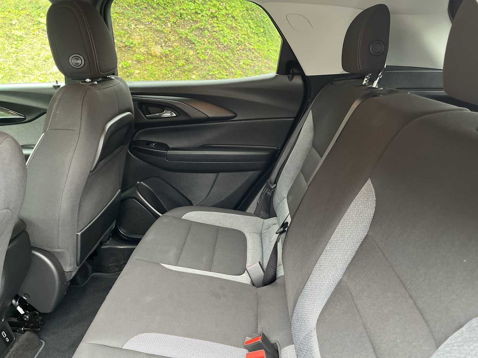 Certified 2023 Chevrolet TrailBlazer LT w/ Convenience Package FWD image 22