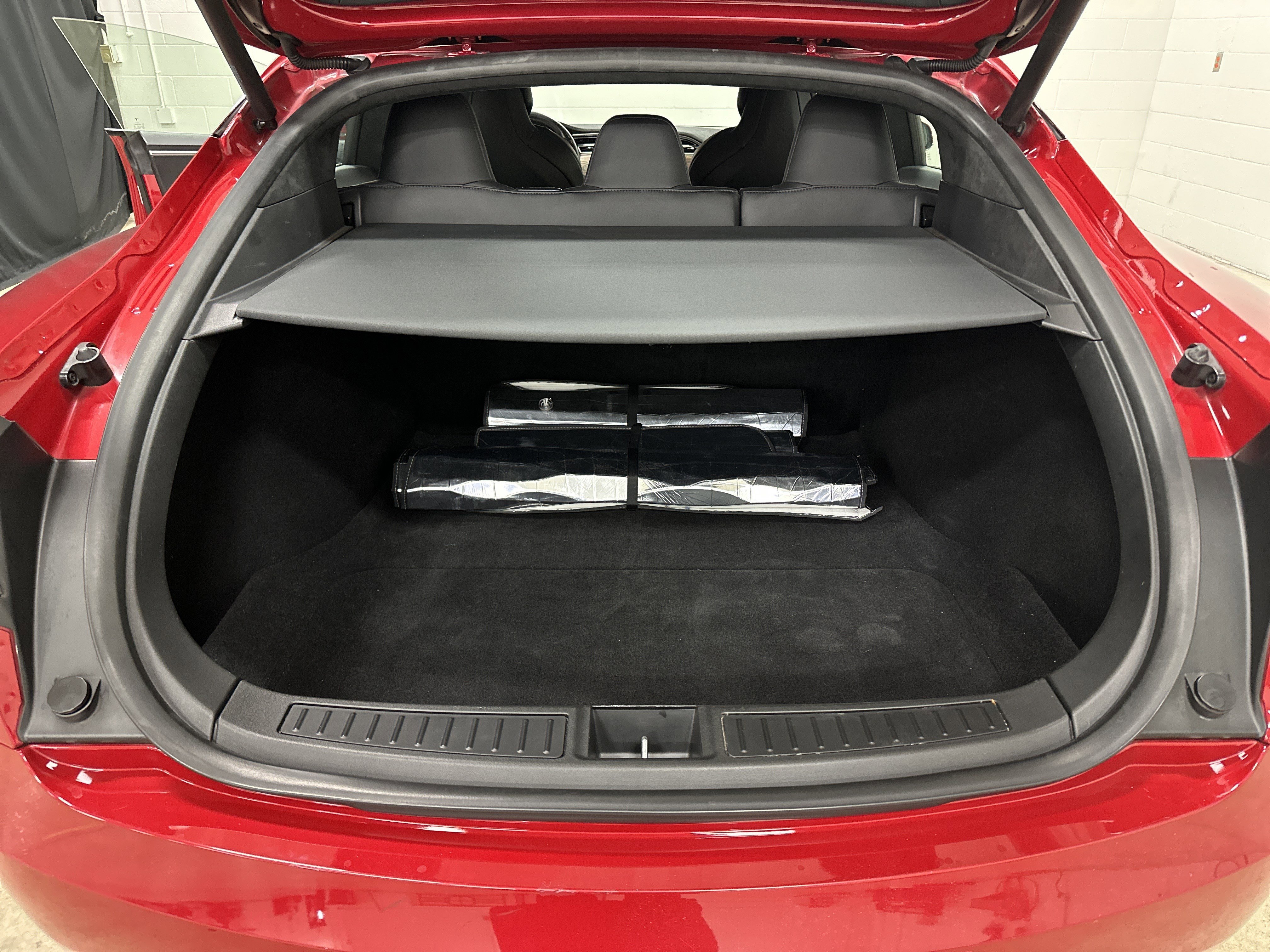 Used 2017 Tesla Model S 75D image 32