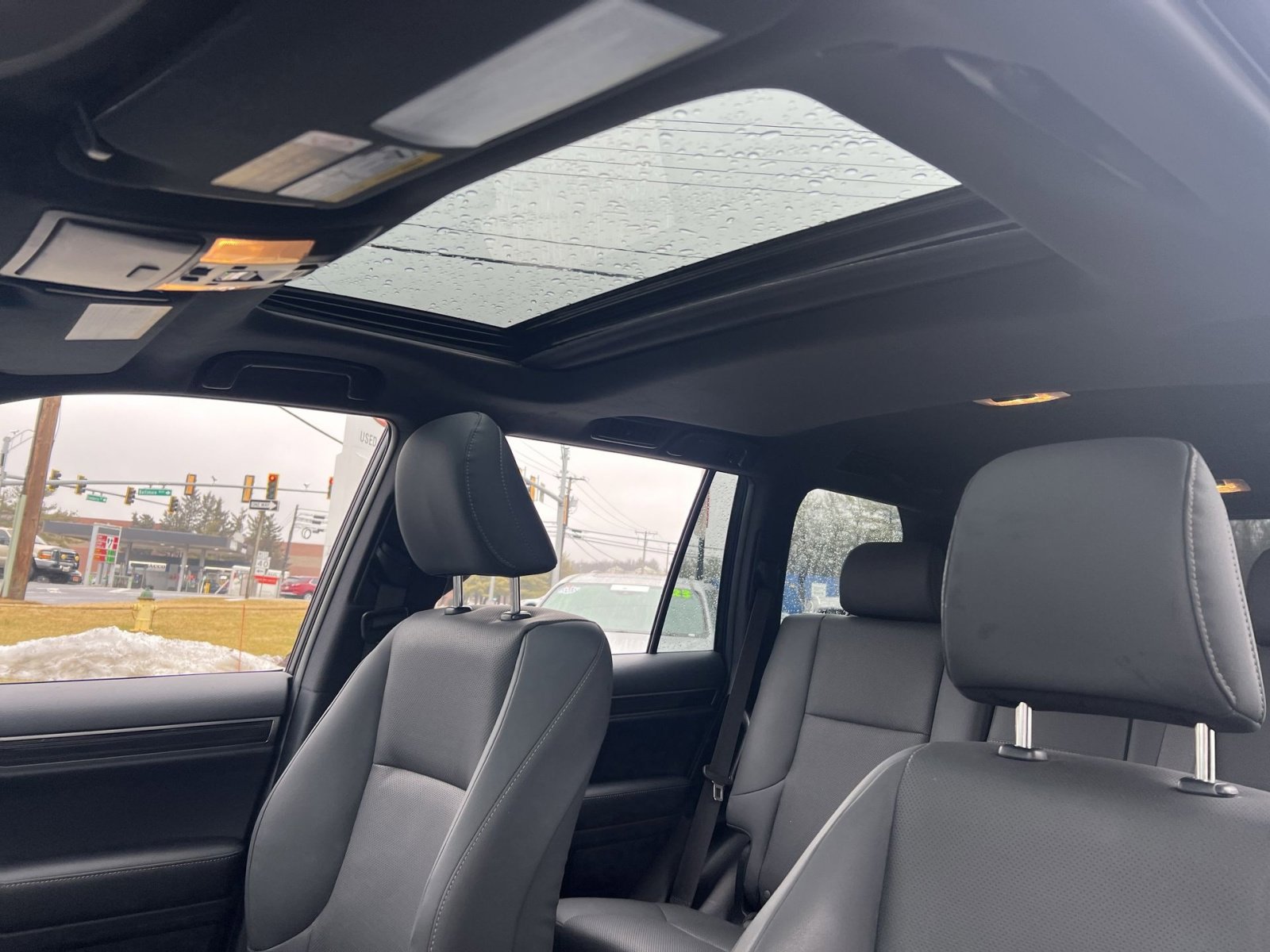 Used 2023 Lexus GX 460 Premium w/ Premium Package image 24