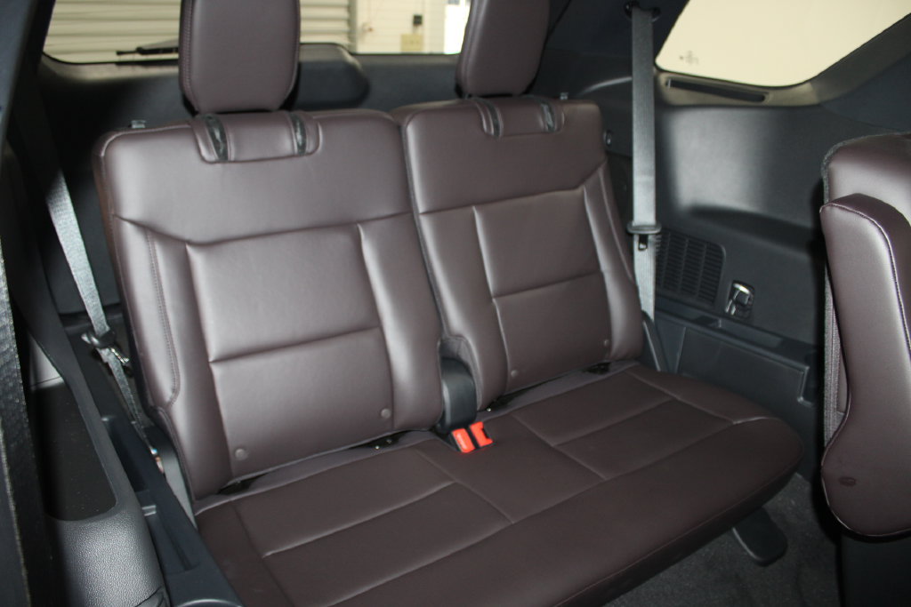 New 2026 Ford Explorer Platinum RWD image 32