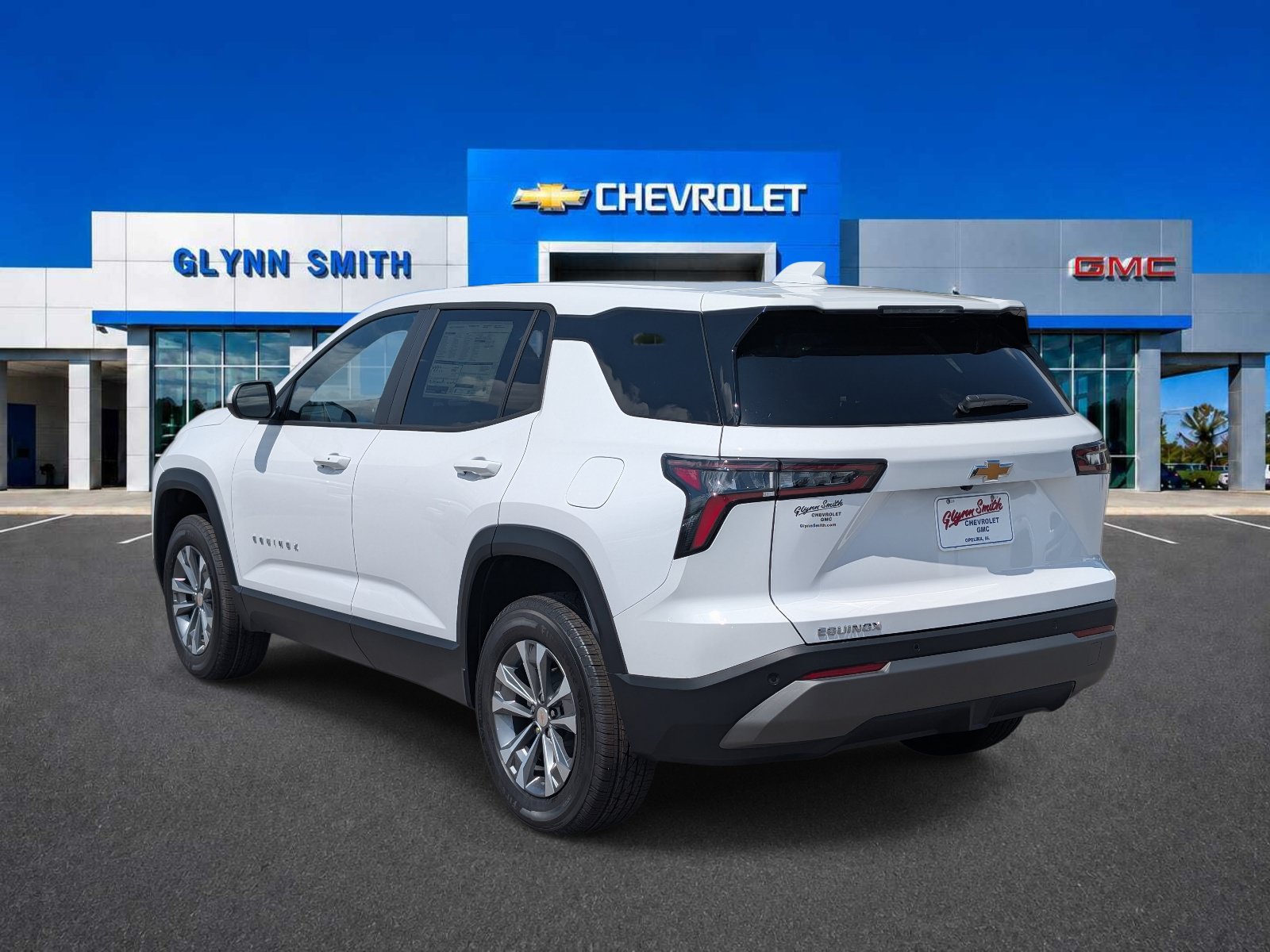 New 2027 Chevrolet Equinox LT w/ Convenience Package II FWD image 10