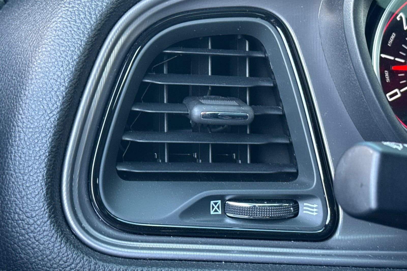 Used 2023 Dodge Challenger GT image 27