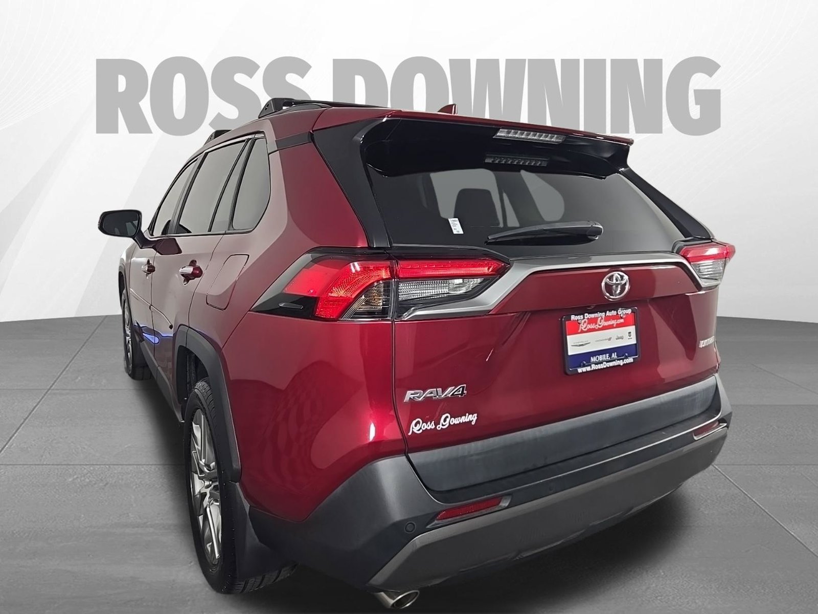 Used 2021 Toyota RAV4 Limited FWD image 6