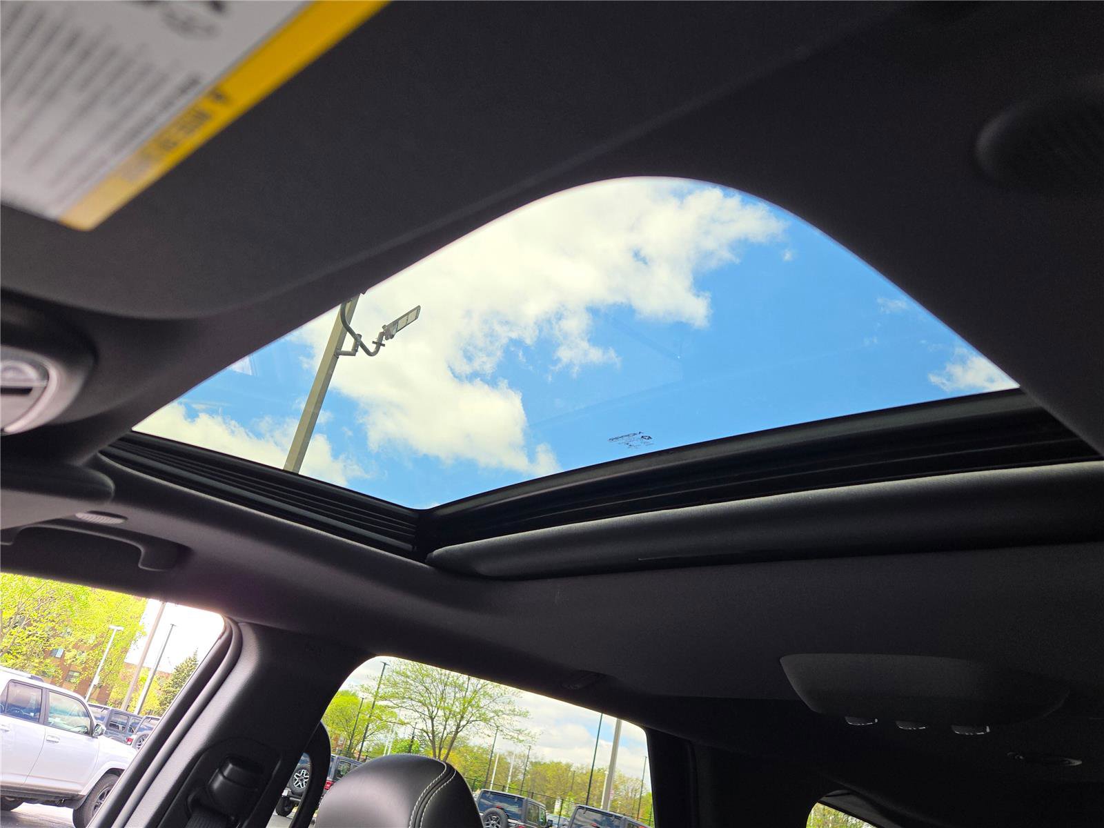 New 2026 Dodge Durango SRT Hellcat AWD/4WD image 31