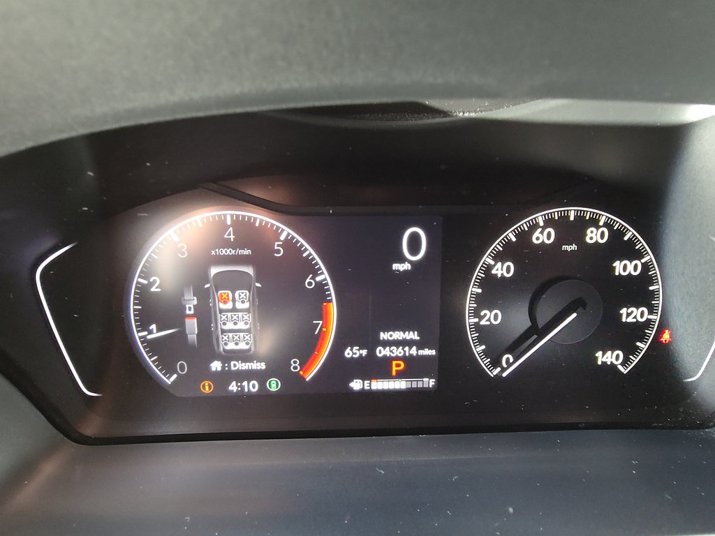 Used 2025 Honda Pilot Touring image 16