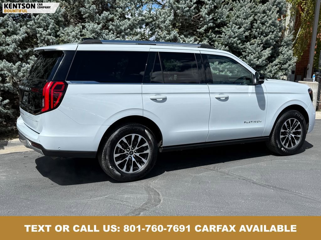 Used 2025 Ford Expedition Platinum image 9