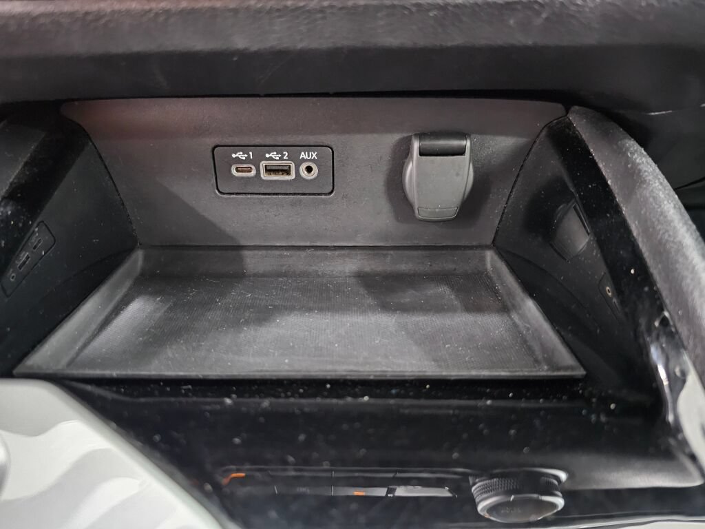 Used 2024 Nissan Altima 2.5 SV FWD image 21