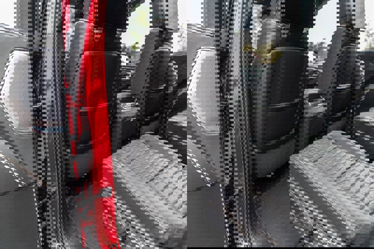 Used 2023 Cadillac Escalade Premium Luxury Platinum image 90