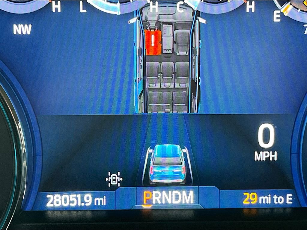 Used 2023 Ford Expedition XLT image 12