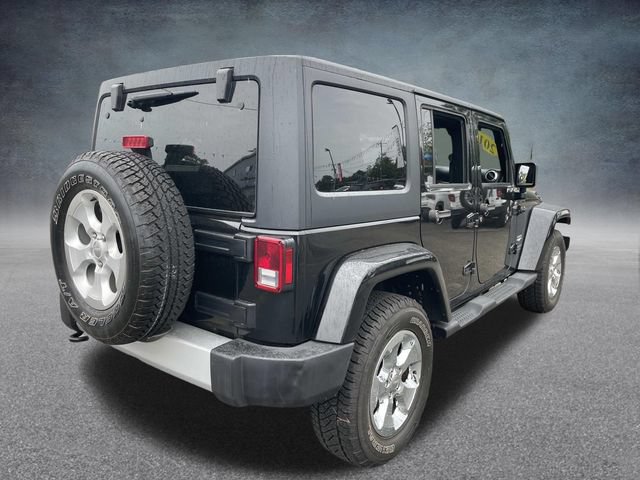Used 2015 Jeep Wrangler Unlimited Sahara w/ Connectivity Group AWD/4WD image 8