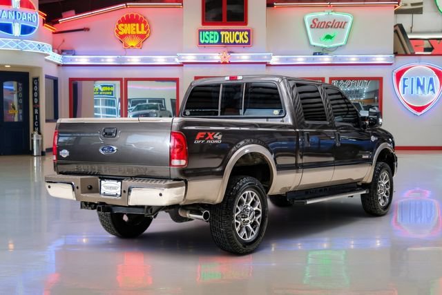 Used 2005 Ford F350 King Ranch AWD/4WD image 3