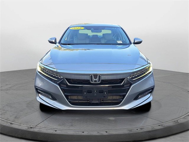 Used 2018 Honda Accord Touring image 2