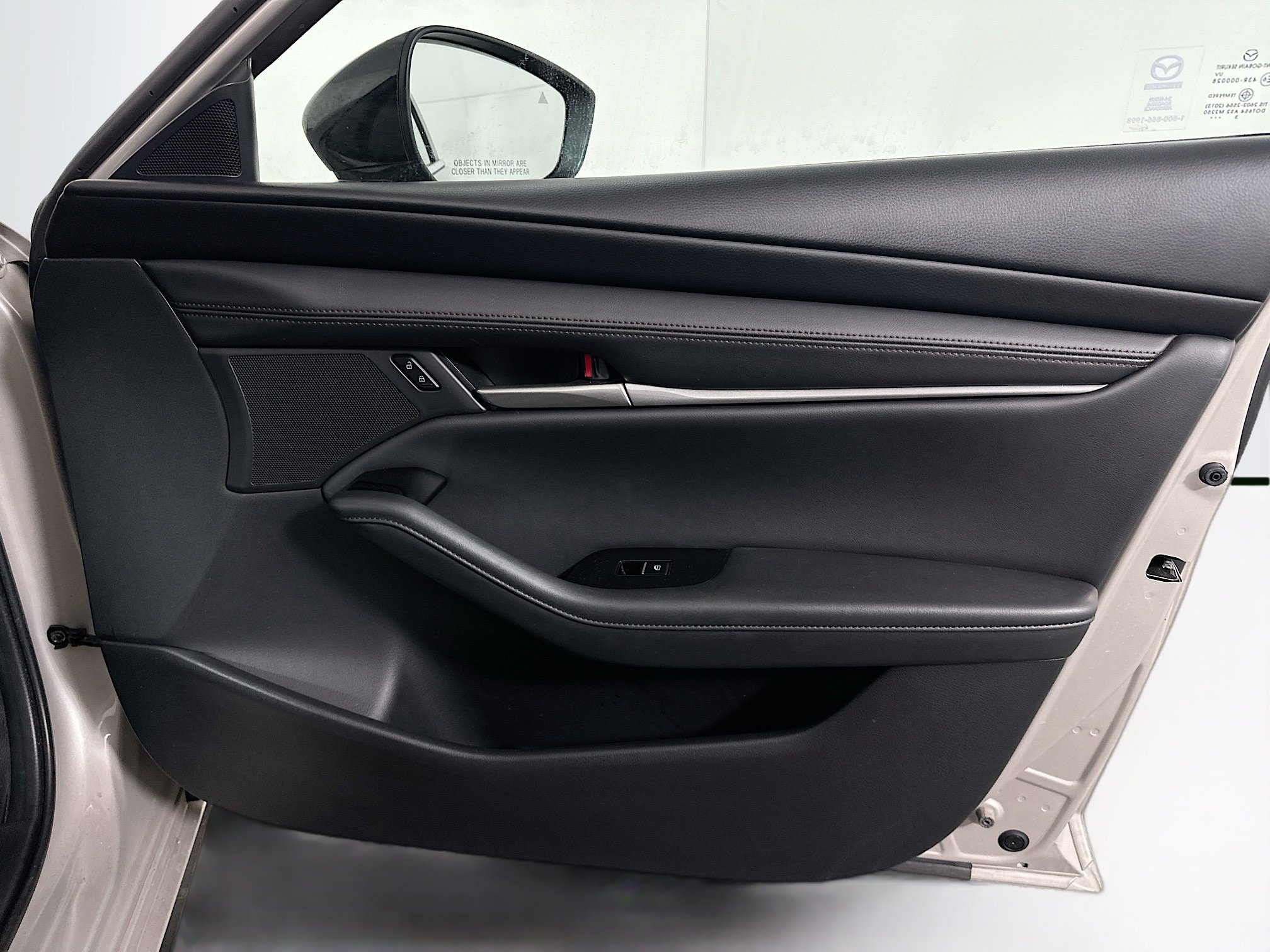 Used 2024 MAZDA MAZDA3 s image 32