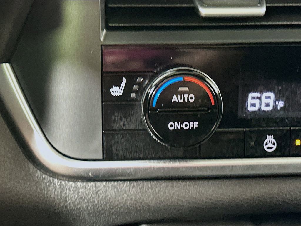 Certified 2023 Nissan Rogue SV w/ SV Premium B Package image 28