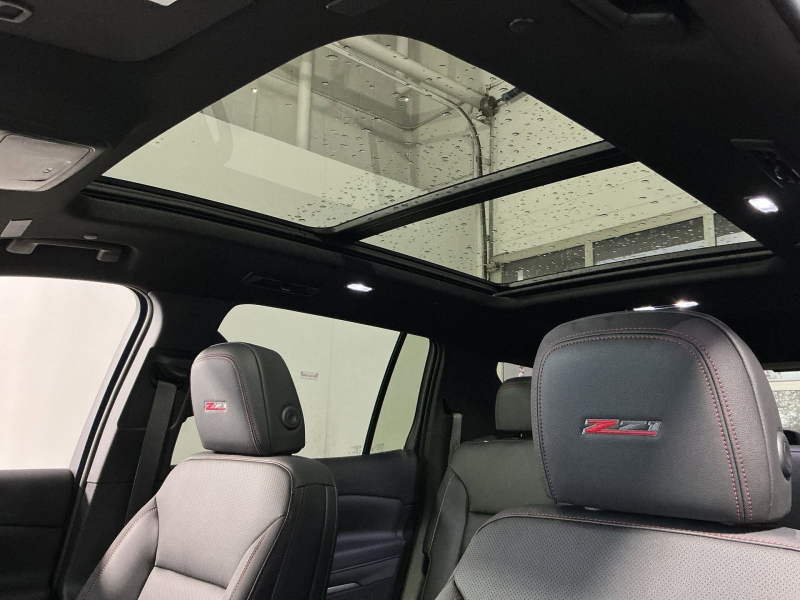 New 2026 Chevrolet Traverse Z71 w/ Driver Confidence Package image 31