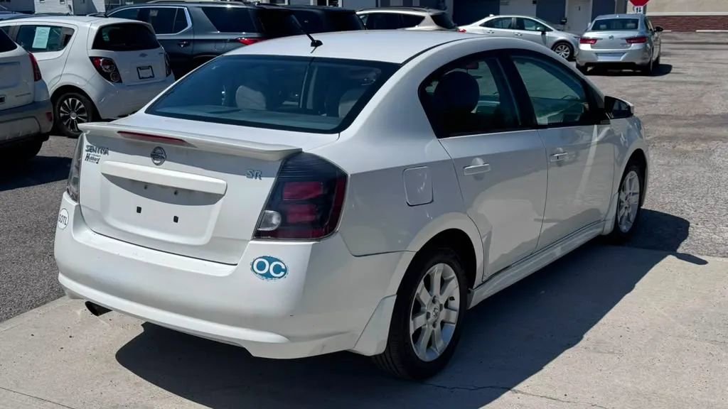Used 2012 Nissan Sentra 2.0 SR w/ Convenience Pkg FWD image 5