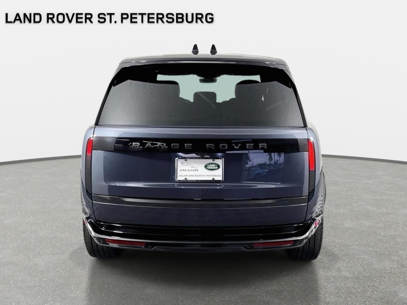 Used 2026 Land Rover Range Rover SE AWD/4WD image 6