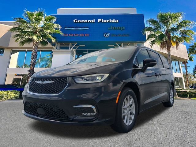 New 2026 Chrysler Pacifica Select image 9