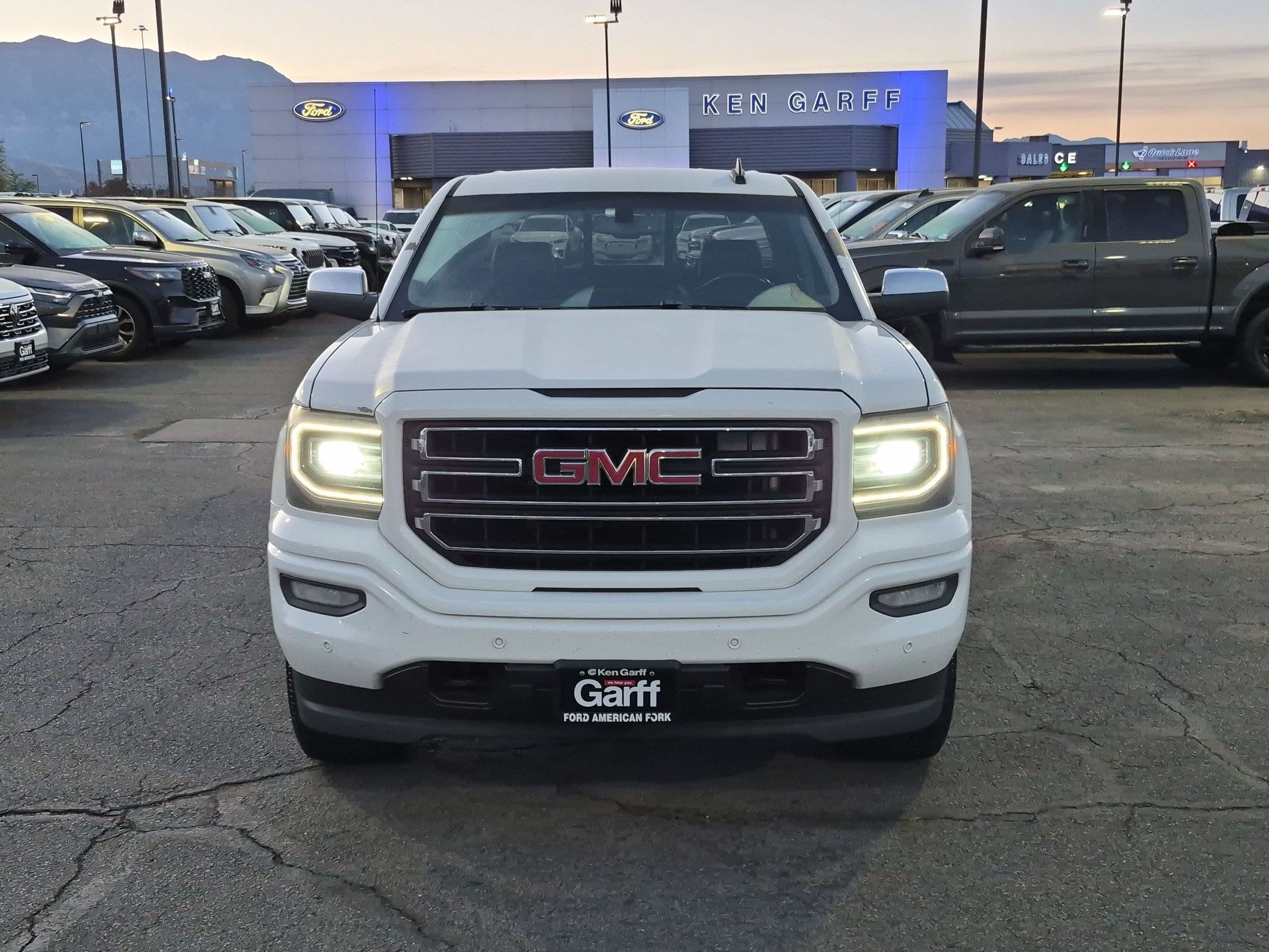 Used 2016 GMC Sierra 1500 SLT w/ All-Terrain Package AWD/4WD image 11
