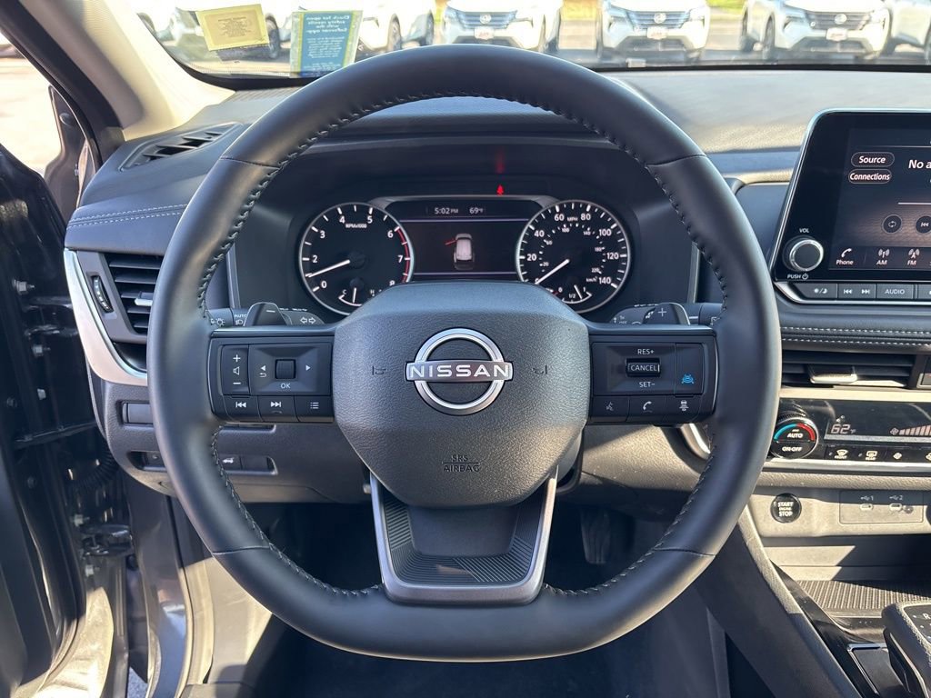 Certified 2026 Nissan Rogue SV AWD/4WD image 26