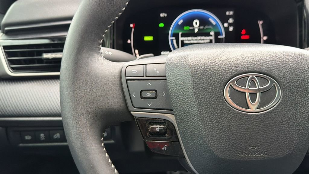 Certified 2025 Toyota Camry SE w/ Convenience Package image 25