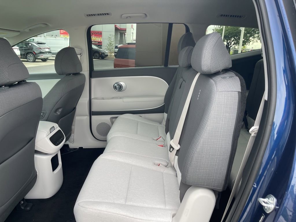 New 2026 Hyundai Ioniq 9 SE image 14