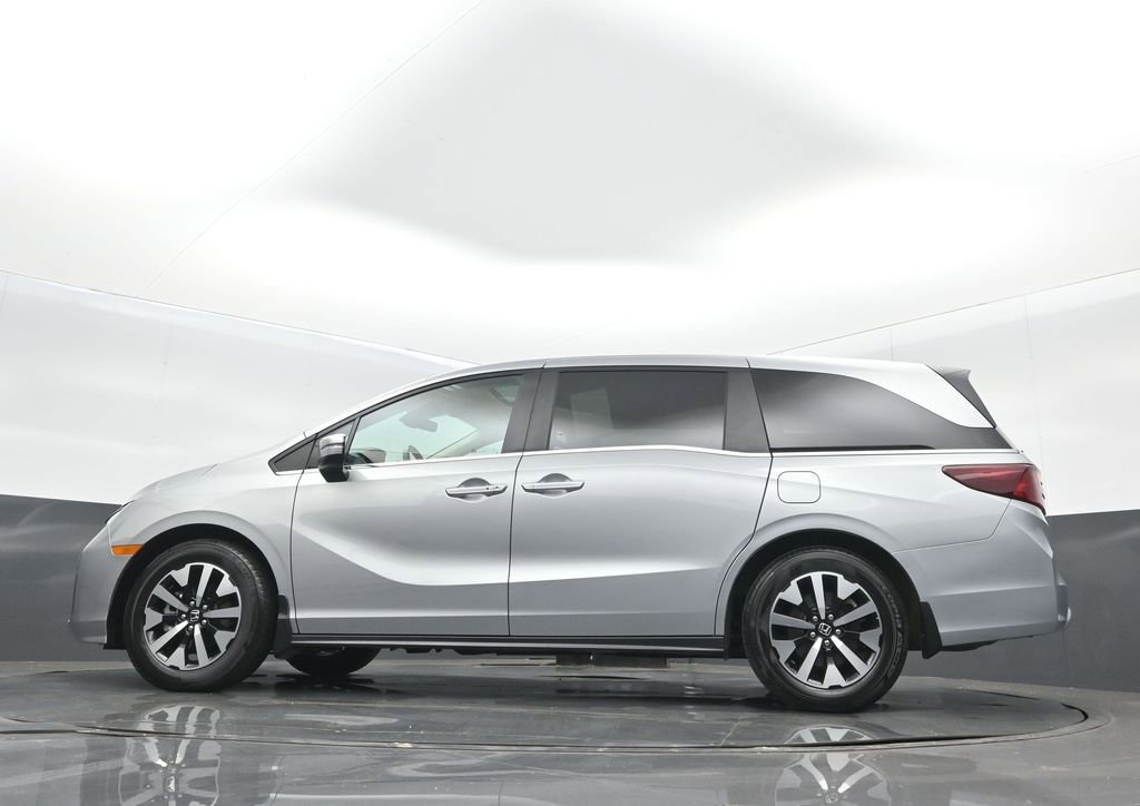 Certified 2025 Honda Odyssey EX-L image 14