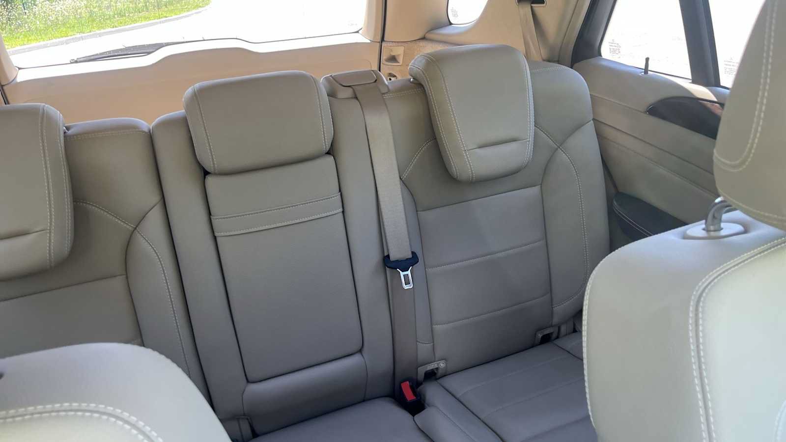 Used 2012 Mercedes-Benz ML 350 4MATIC image 34