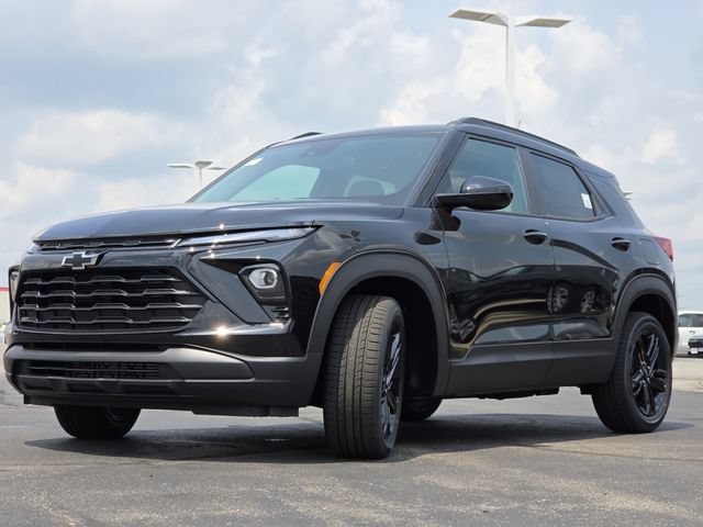 New 2026 Chevrolet TrailBlazer LT w/ Midnight Edition FWD image 9