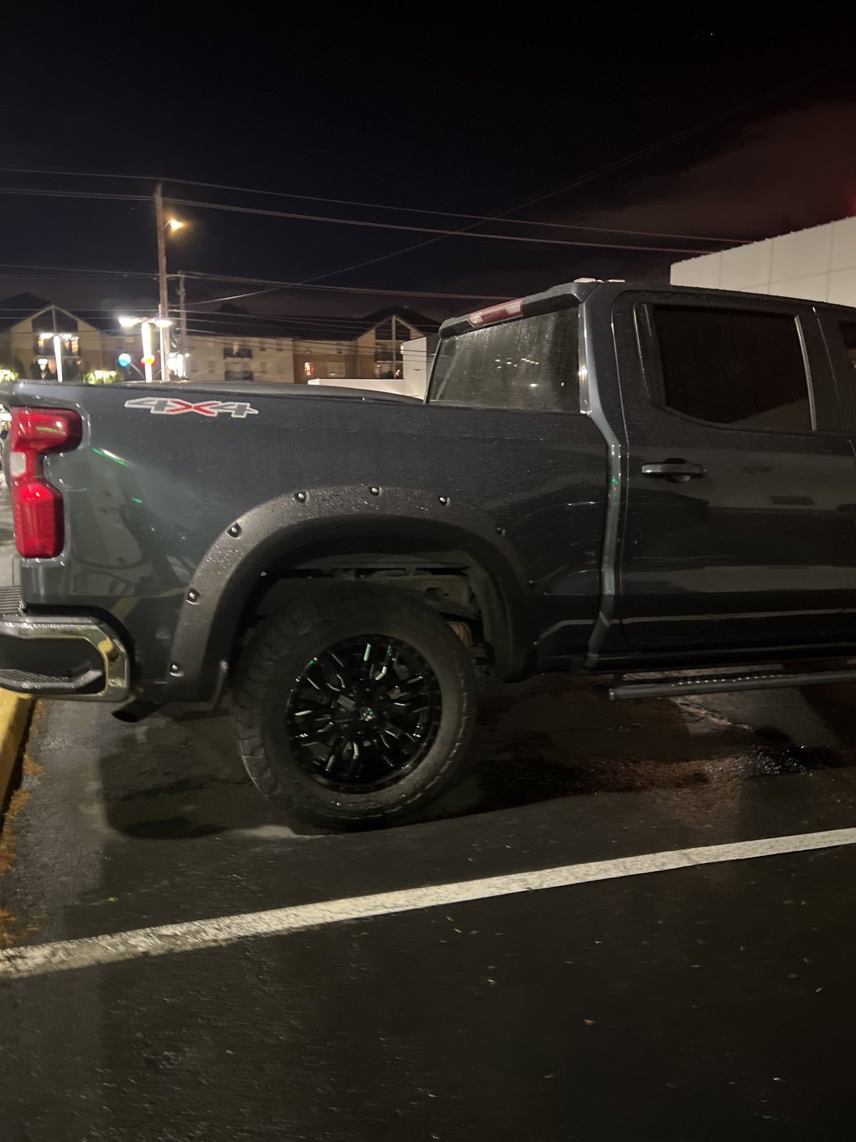 Used 2020 Chevrolet Silverado 1500 LT image 5
